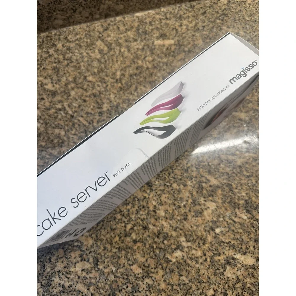 Magisso Cake Server Pure Black‎ One-Handed Slicer Lifter Tool Maria Kivijarvi